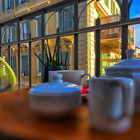 Le Petit Trianon Et Le Charme Des 酒店 尼斯
