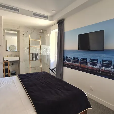 Le Petit Trianon Et Le Charme Des Nice