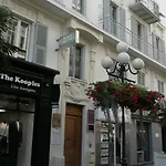 Hotel Le Petit Trianon Et Le Charme Des 2*