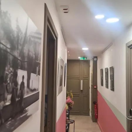 Le Petit Trianon Et Le Charme Des Отель Ницца