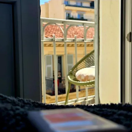 Le Petit Trianon Et Le Charme Des Отель